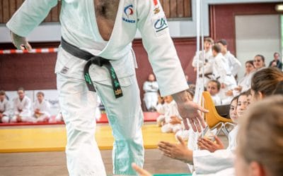 600 judokas en herbe sur les tatamis du Dojo Romanais